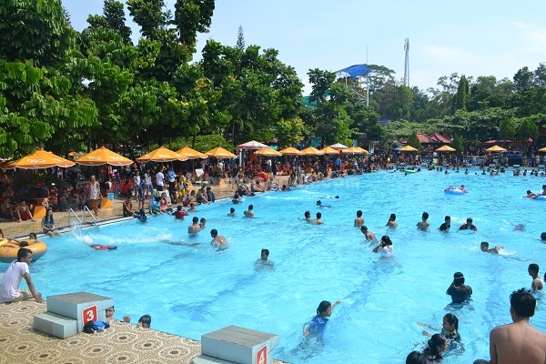 Owabong Waterpark Purbalingga
