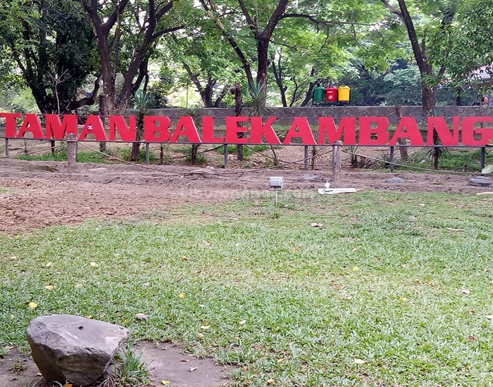 Taman Kota Bale Kambang Solo