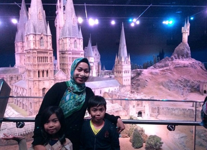 London for Kids Part 3: Berkunjung ke Warner Bros Studio dan Old Trafford