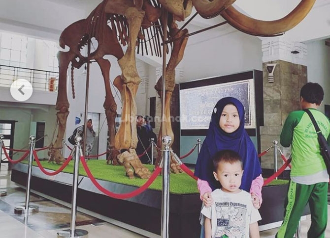 Jalan-jalan ke Bandung