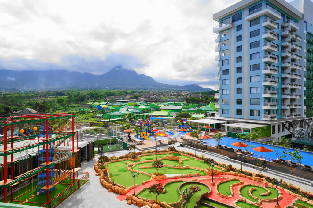 Senyum World Hotel Batu Malang