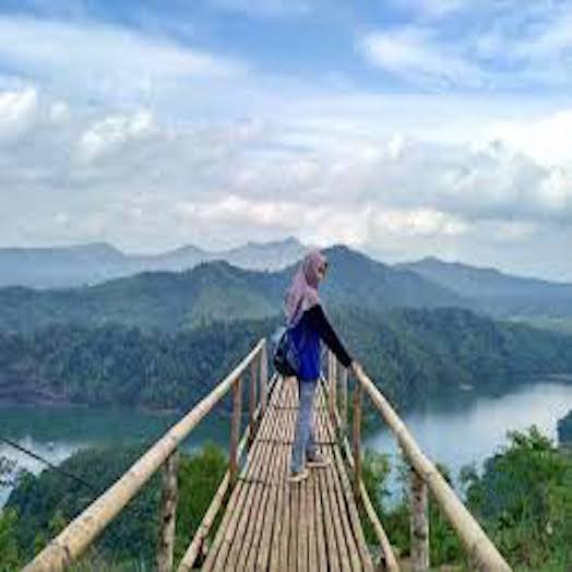 Danau Riam Kanan