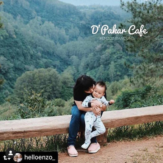 Salah Satu Cafe Kids Friendly di Bandung yang bernama Cafe D'Pakar